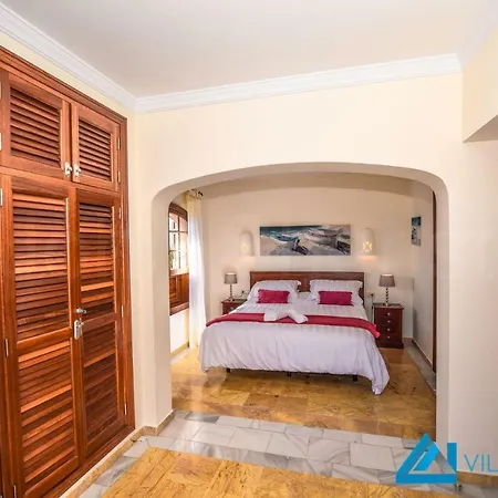 فيلة Valentina - Lh156 By Now Ltd بلايا بلانكا