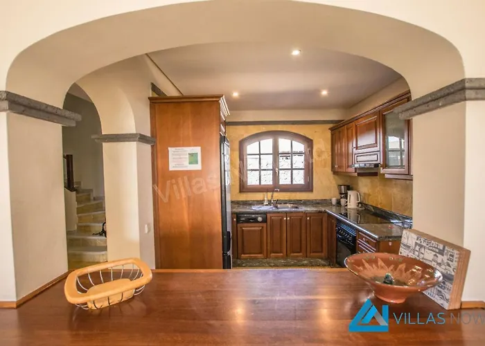 فيلة Valentina - Lh156 By Now Ltd *